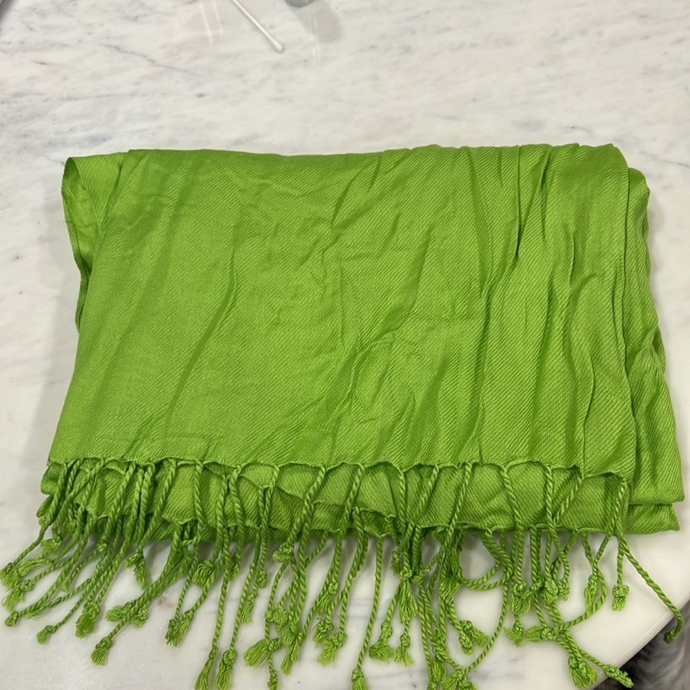Scarf - Picture 3 of 4